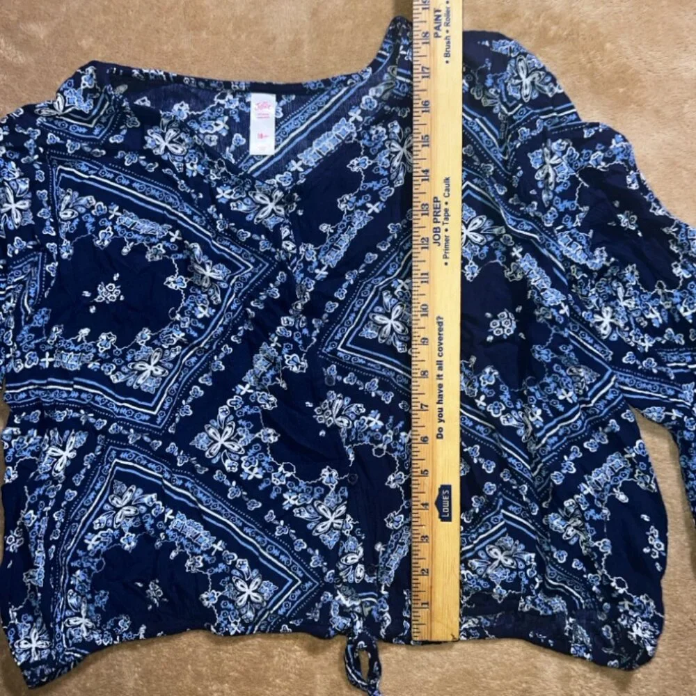 Justice Girls 18 Plus Blue Floral Long Bell Sleeve‎ Button Tie Hem Blouse Top